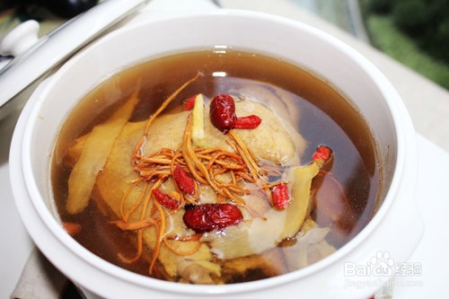 蘑菇炖鸭汤的制作方法