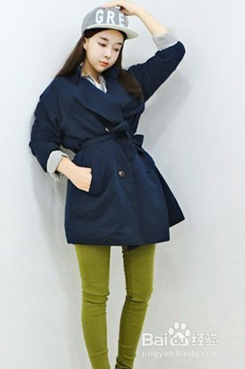 沉闷秋季抢眼风衣