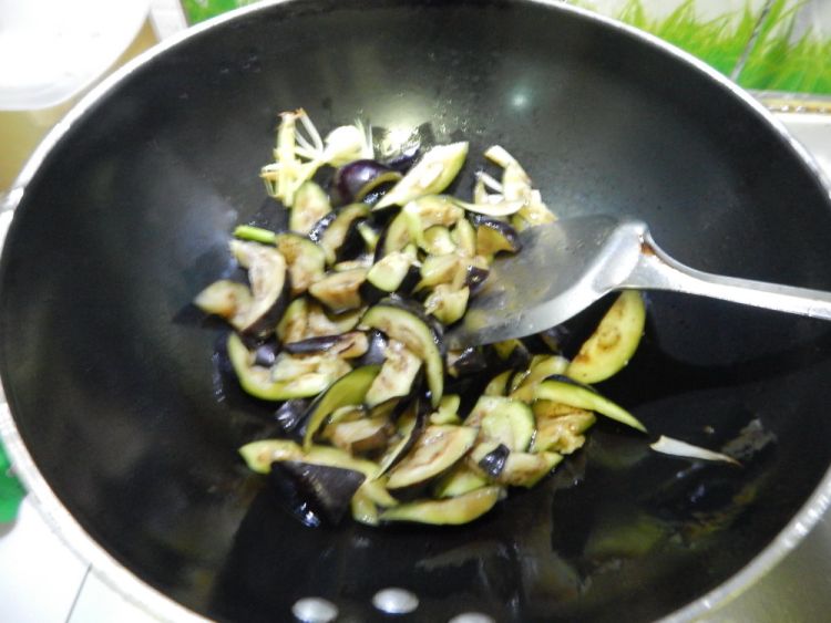 茄子能和豆腐一起吃吗