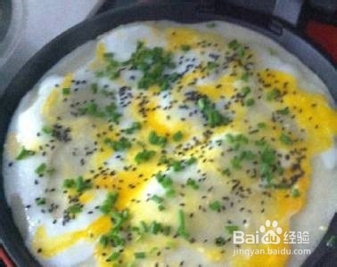 如何在家中制作简易的鸡蛋软饼