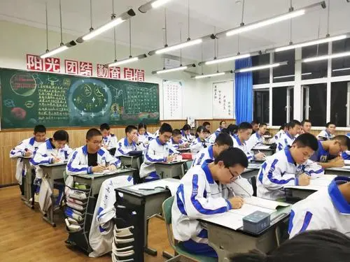 在中专学习为什么是高中学籍