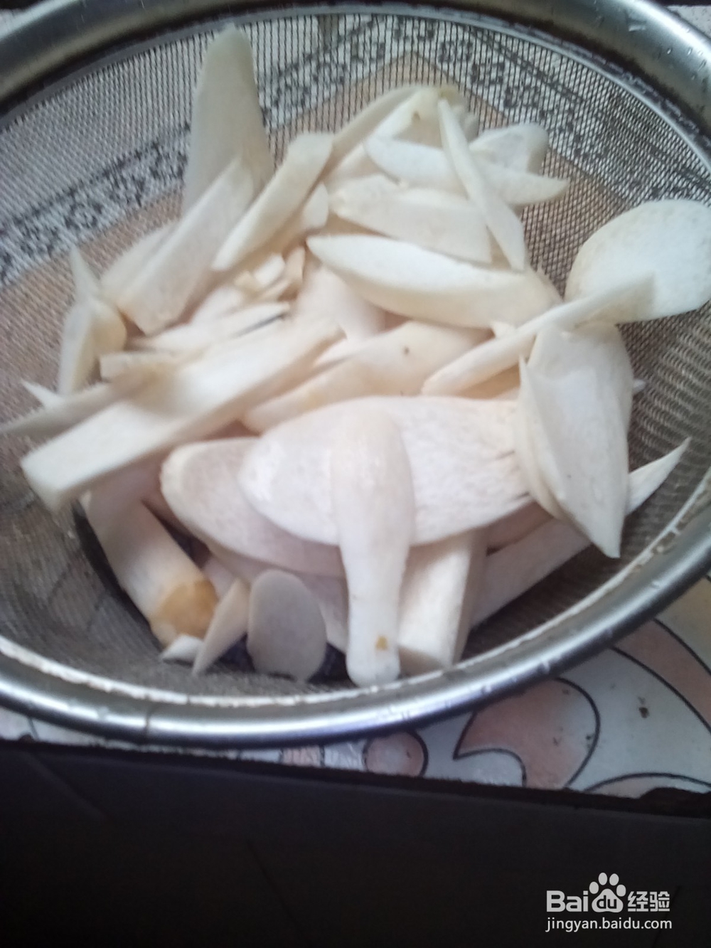 蒜头菇炒肉片