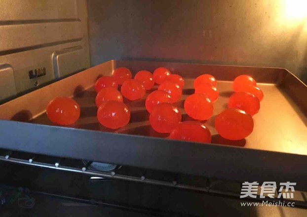 广式蛋黄莲蓉月饼