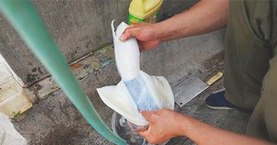 墨鱼中间白色骨怎么吃
