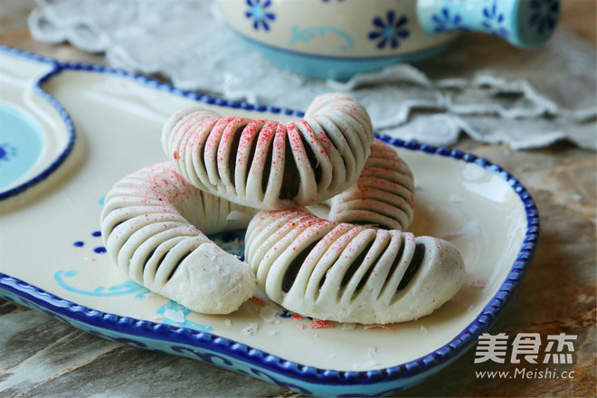 枣泥酥皮卷的做法