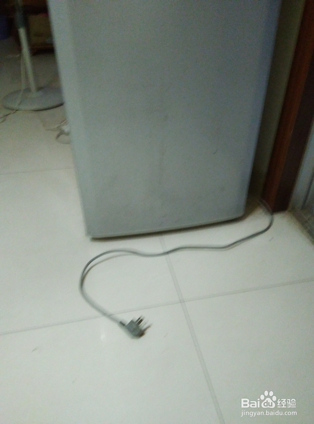 如何给冰箱除霜？