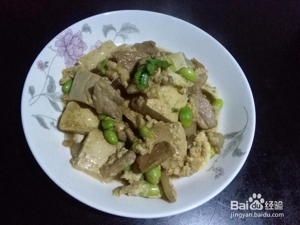 <b>豆腐烧肉毛豆</b>