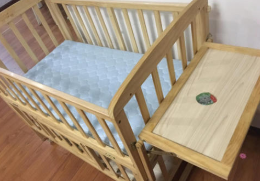 家居手工diy 教你用废旧婴儿床改造成书桌-百度经验