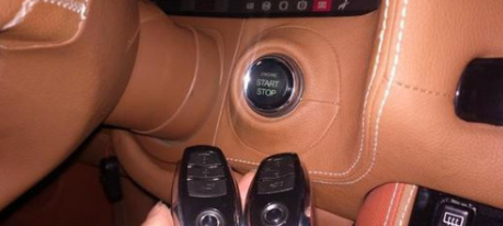 奔驰无钥匙进入设置方法