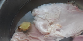 胡椒猪肚炖鸡