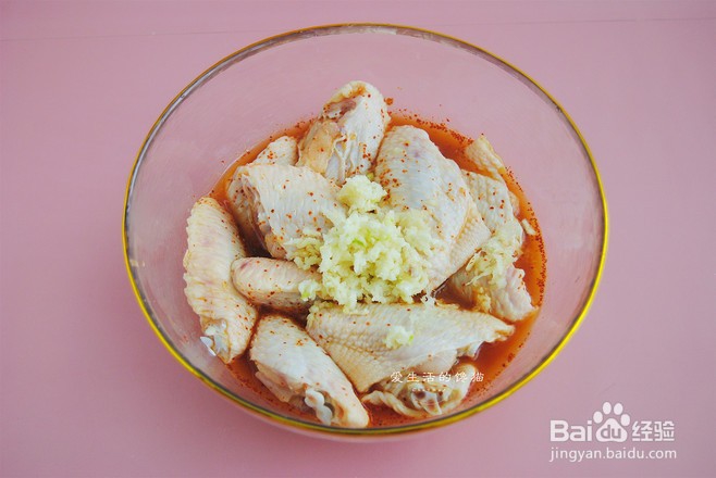 美味的蒜香烤翅