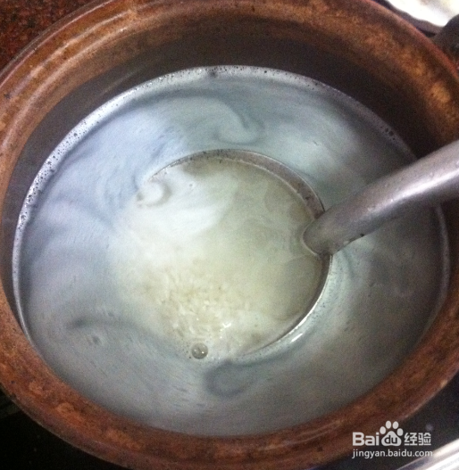 皮蛋瘦肉粥做法