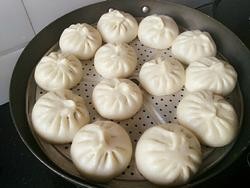 萝卜干菜包子