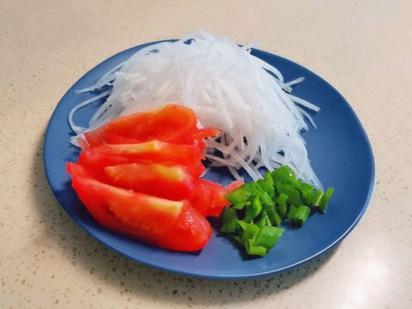红汤白雪荞麦面