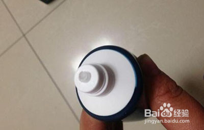 洗面奶洗完脸干燥紧绷怎么办