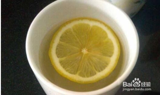 如何低费用去除冰箱异味？