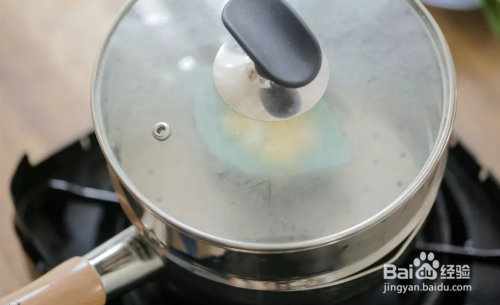 营养丰富又鲜美可口的小米麦菜干贝粥怎么做