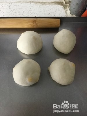 好吃的早餐玉米沙拉包