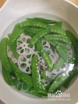 怎样做荷兰豆炒藕片