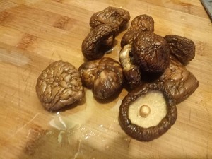 在家也能制作的麻油鸡饭