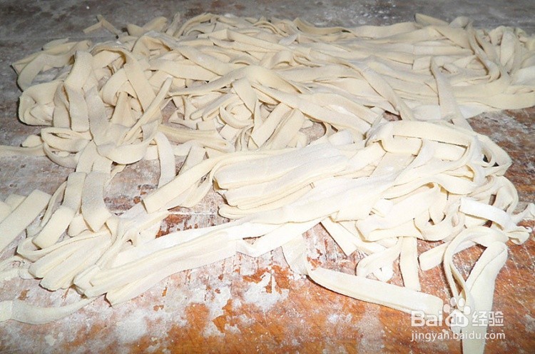 如何做手工擀面条?