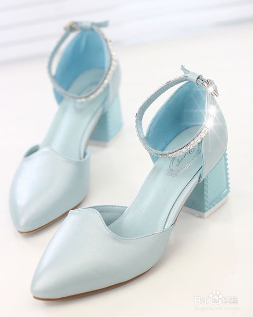 夏季糖果色女鞋选择技巧