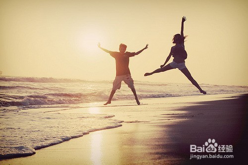 恋人之间做到互相尊重是建立在哪些方面？