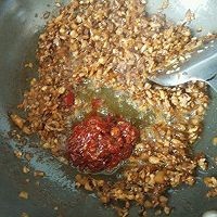 自己也能做出美味的香菇肉酱哦!