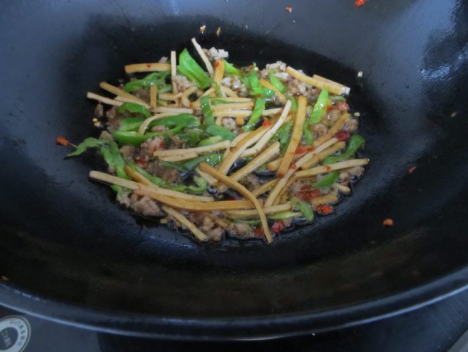 自己在家怎么做炒面。