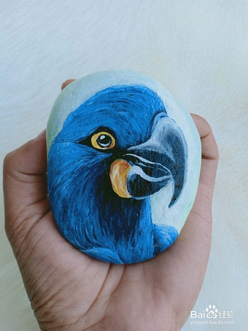 简单又漂亮的小清新手绘卵石画创意 可爱的鹦鹉