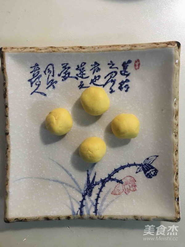 面包糠糯糯球