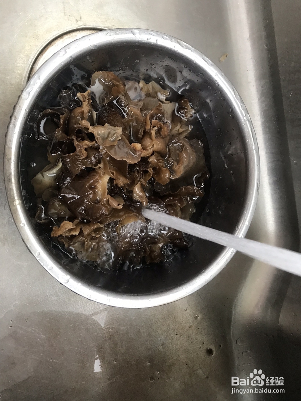 简单好吃的小炒木耳