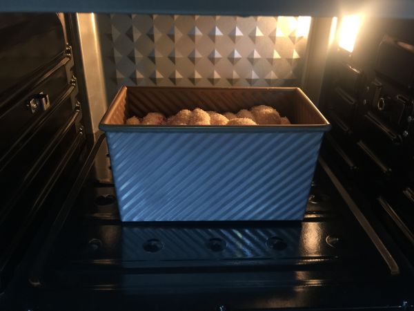 紫薯椰蓉手撕包