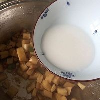 如何做美味的酸辣藕丁