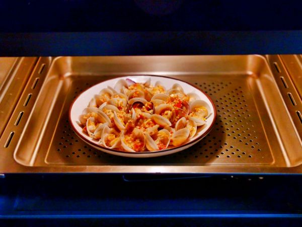 蒜蓉蛤蜊蒸金针菇