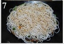 豆角茄子鸡肉脆肠焖面