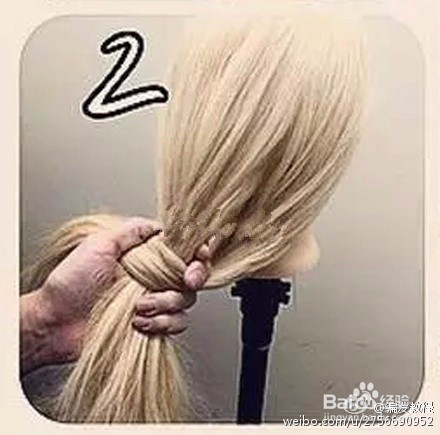 轻松几步打造结扣盘发