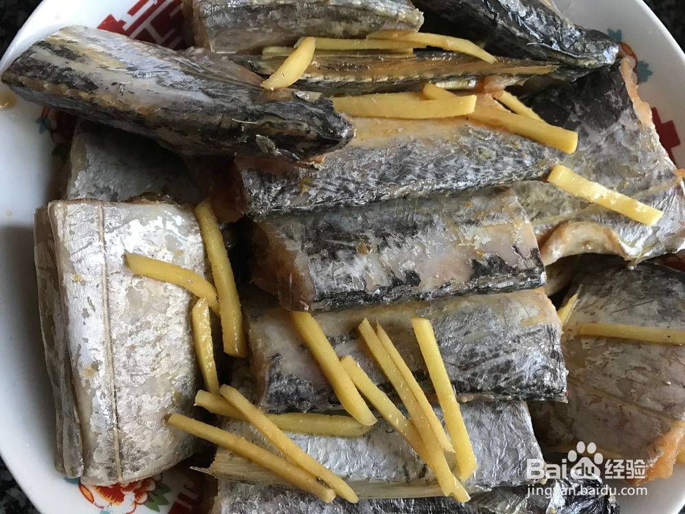 家常带鱼的做法