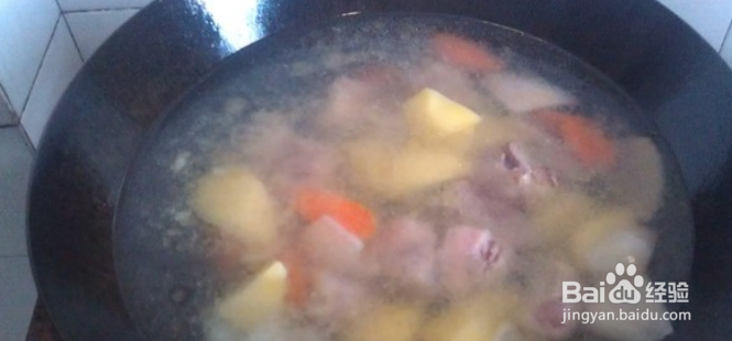 土豆炖牛肉怎么做