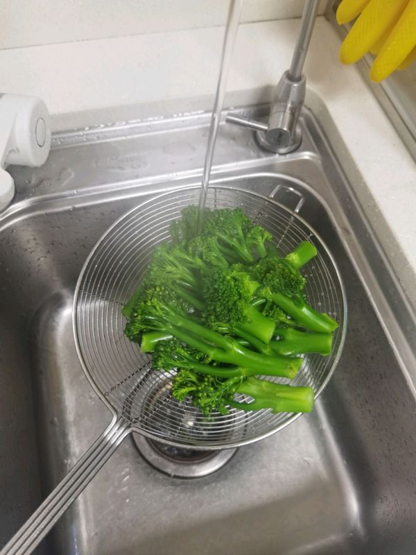 凉拌虾仁西兰花