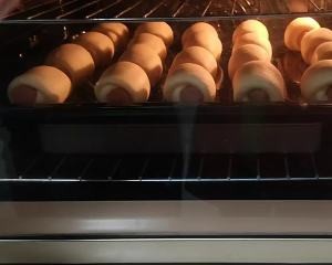 在家也能制作的迷你肠仔包