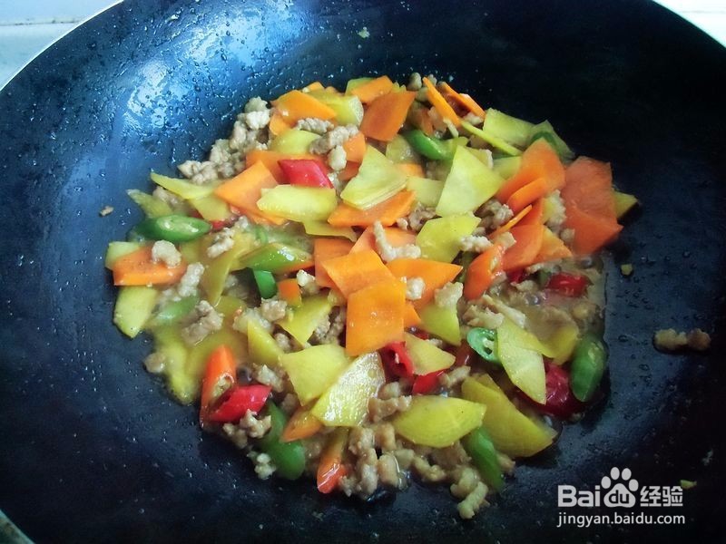 美味的肉末炒胡萝卜