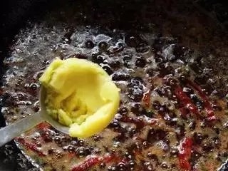 火锅店老板分享火锅底料的制作方法