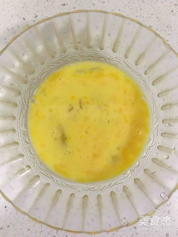 酥炸小鱼的做法