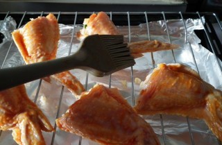 鸡翅包饭制作的步骤