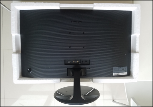 F390系列显示器底座如何拆卸?