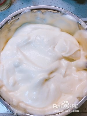 好吃不腻的纸杯蛋糕的做法