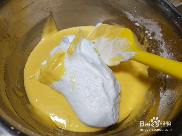 如何做肉松蛋糕块?