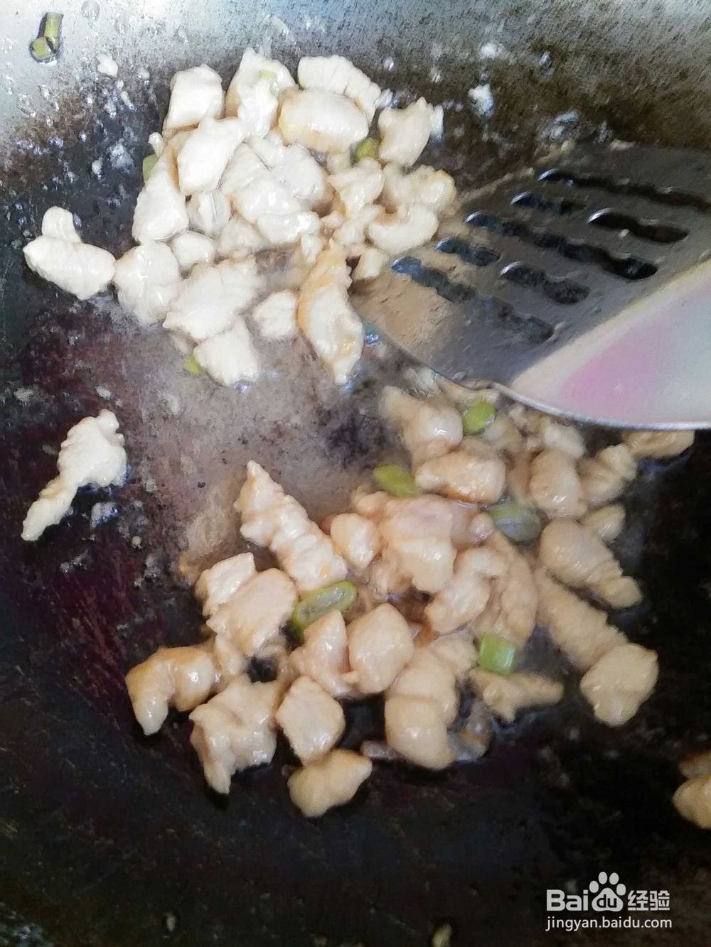 分享黄瓜胡萝卜炒鸡丁的详细操作步骤