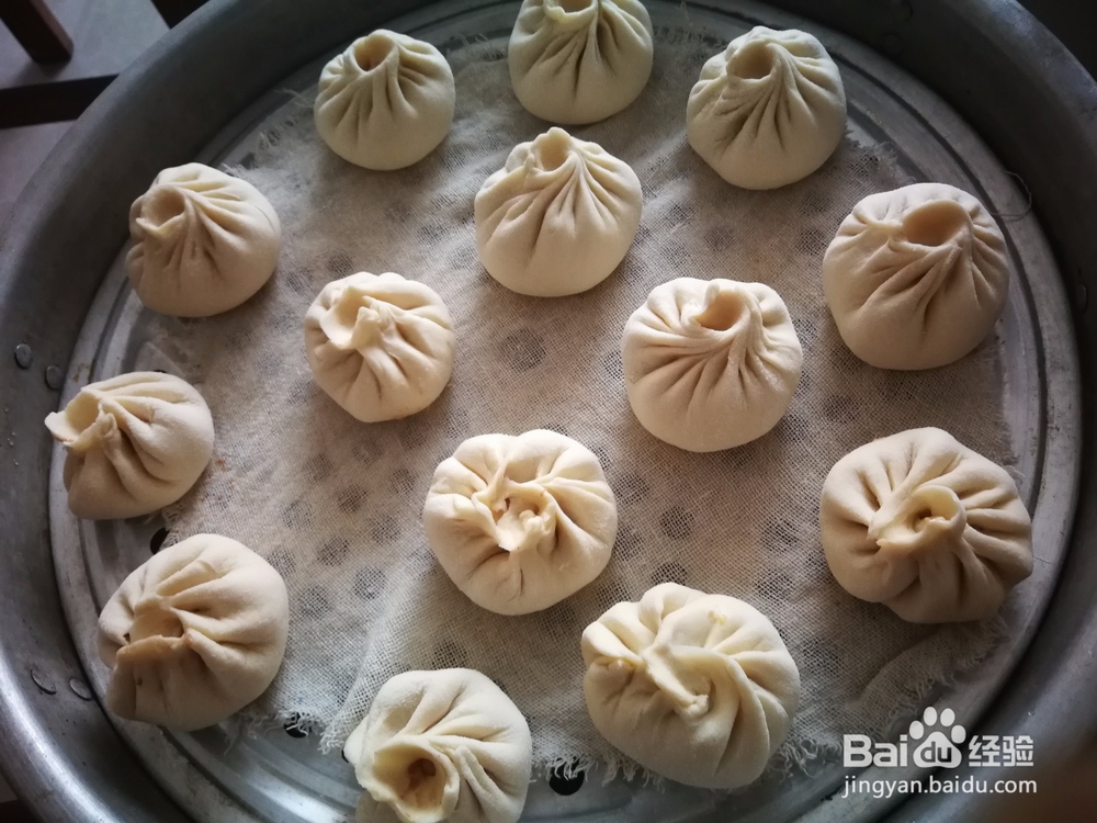 白菜猪肉馅大包子制作过程
